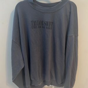 2xl Taylor swift blue eras tour crewneck